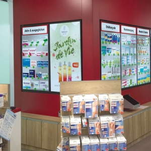 Рекламные экраны DEKART в аптеках Австрии: рост продаж OTC на 10-30% с помощью digital signage