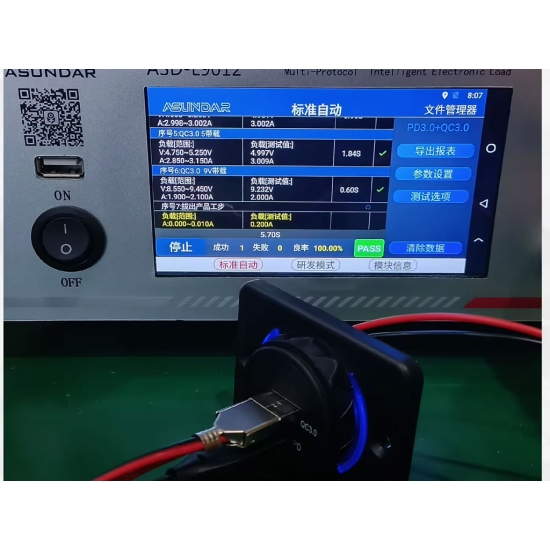 Gniazdo ładowania USB Gniazdo ładowania USB
