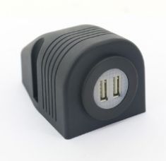 USB зарядка накладная (для транспорта) USB зарядка накладная (для транспорта)
