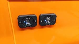 Зарядное устройство USB в салон трамвая